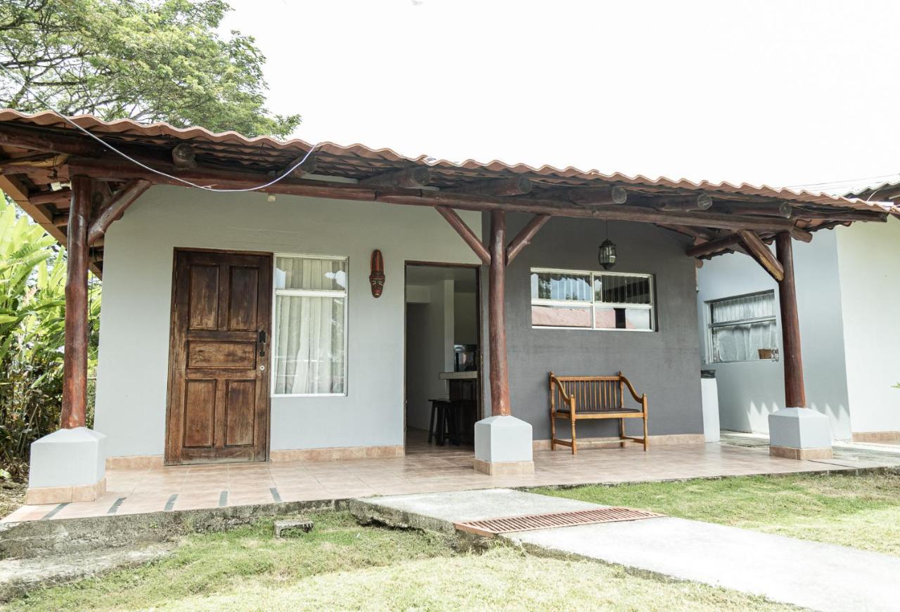Hotel El Rancho Quepos Luaran gambar